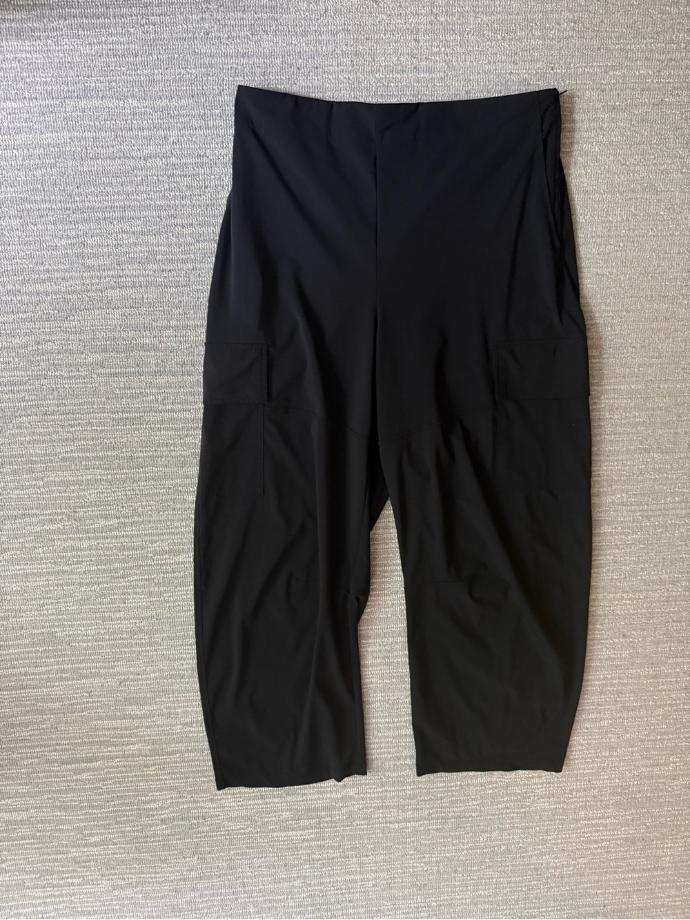 Ruti Black New Age Utility Wide-Leg Cargo Pants size 2 - Picture 5 of 8